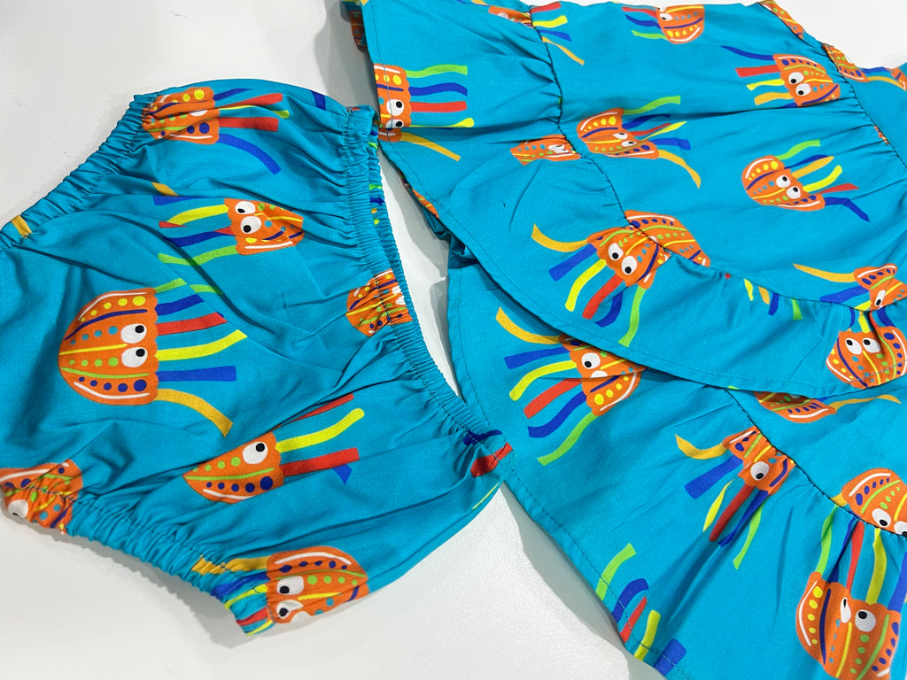 Vestido Fundo do Mar com Babado